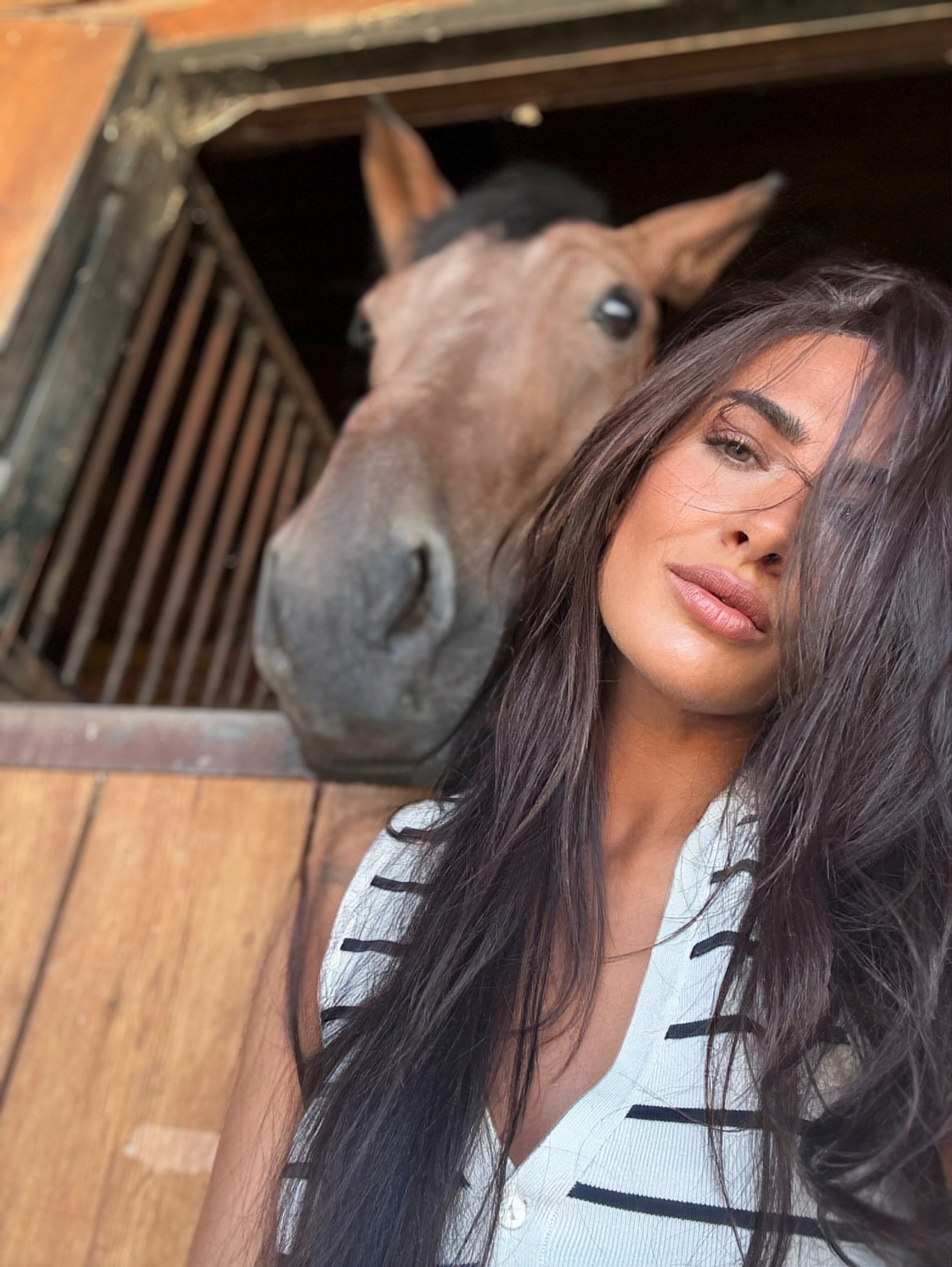 Tan feliz 🐴 🐎 ❤️ @restaurantelahipicamadrid by @gemmacamacho