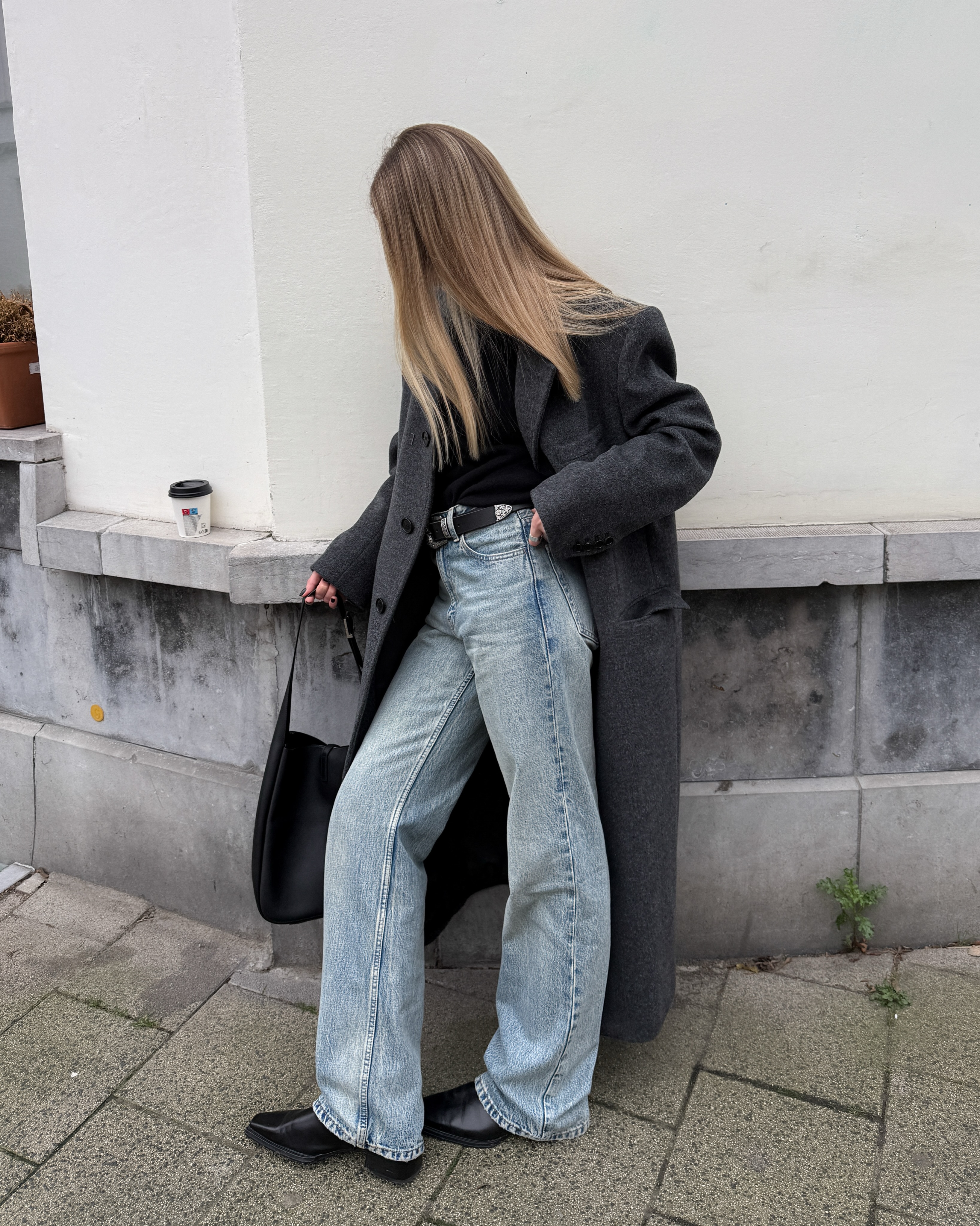 90s grey look inspo for fall⁣ ⁣ ⁣ ⁣ ⁣ ⁣